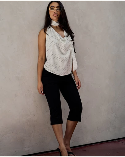 Style Addict - Nova Capri