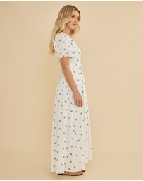 Amelius - Bea Embroidery Sleeved Maxi Dress