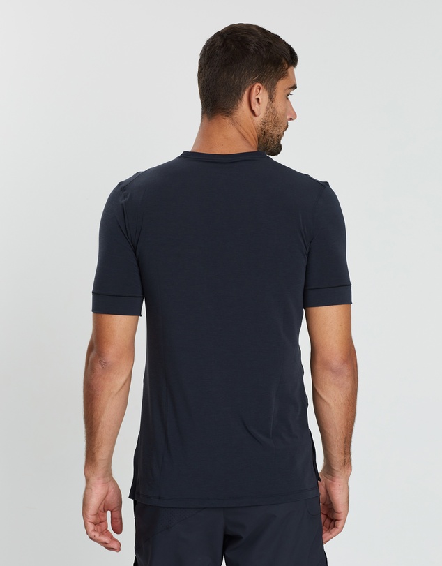 Nike - Dri-FIT Short Sleeve Yoga Training Tee