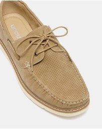 Uncut - Barnaby Boat Shoes