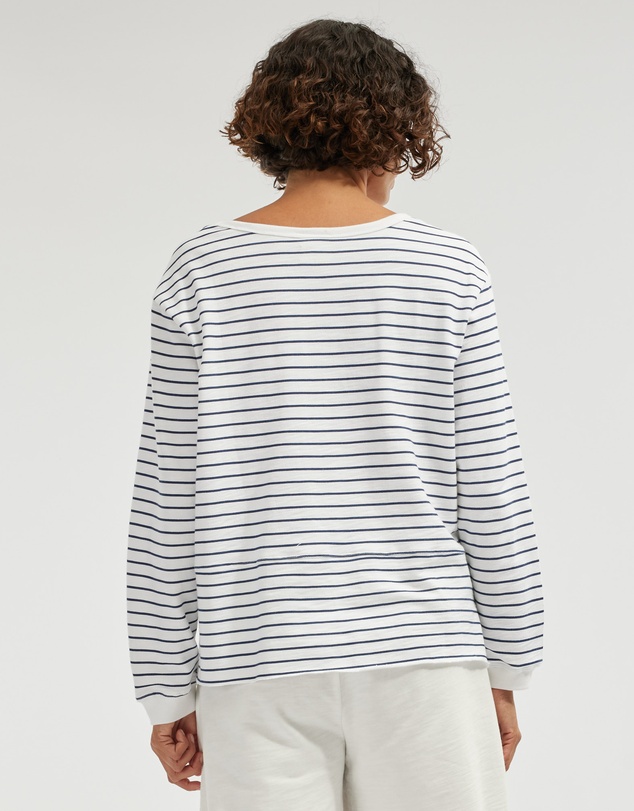 Amelius - Elaine Raw Hem Sweater