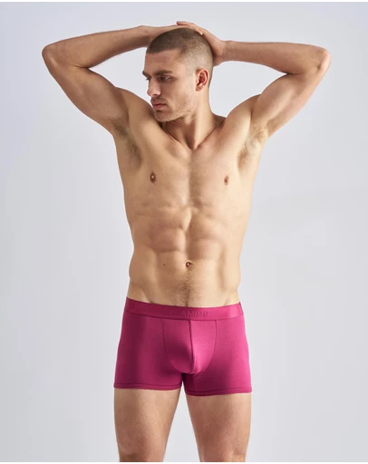 TEAMM8 - Reign Trunk