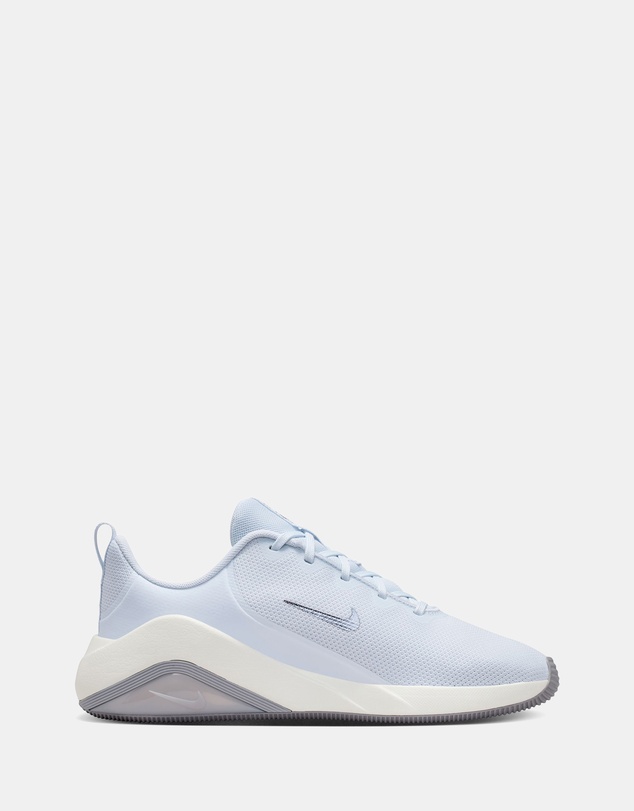 Nike - Bella 7 - Women's