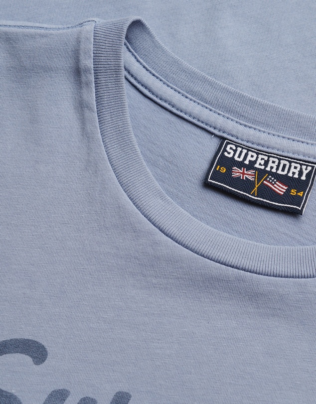 Superdry - Athletic Essential Fitted Graphic Tee