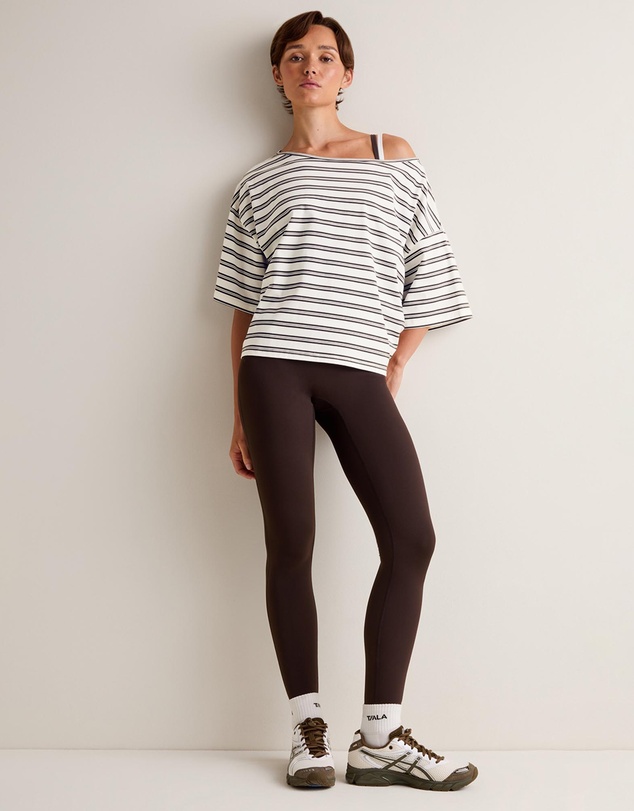 TALA - Off Shoulder T-Shirt