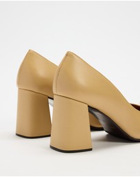 Nina Armando - Alexi Heels