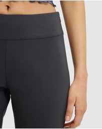 Cotton On - Nico Stretch Kick Flare