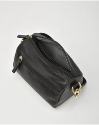 Cobb & Co - Botany Classic Barrel Leather Crossbody Bag