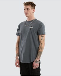 Kiss Chacey - Villain Dual Curved Tee