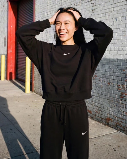 Nike - Sportswear Phoenix Fleece Oversized Crewneck Sweatshirt