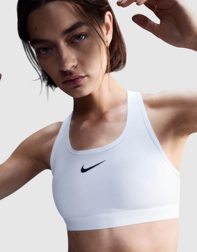 Nike - Swoosh Medium Support Sports Bra