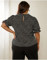 Atmos&Here Curvy - Imara Spot Blouse