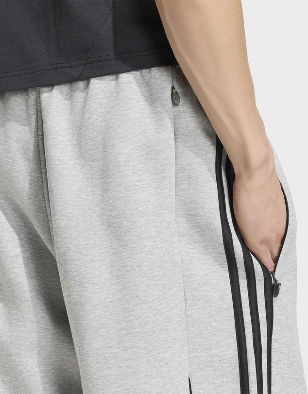 adidas Originals - SPACER TEAMGEIST 26 CUTLINE OPEN HEM PANTS Mens