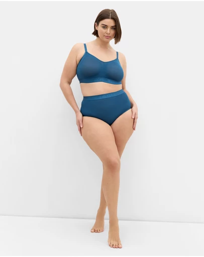 City Chic - Signature Mesh Wireless Bra