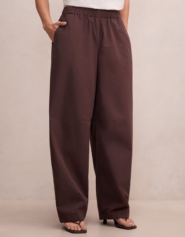 Forever New - Rowan Barrel Leg Pants