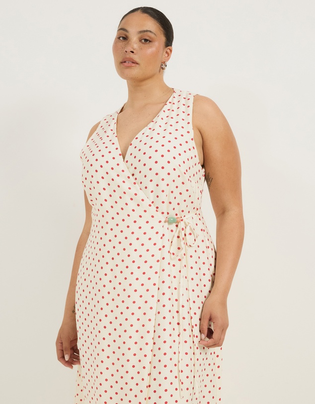 Atmos&Here Curvy - Chloe Midi Wrap Dress With Bead Detail