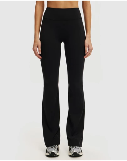 Cotton On Body Active - Ultra Luxe Invisble Scrunch Flare Pants