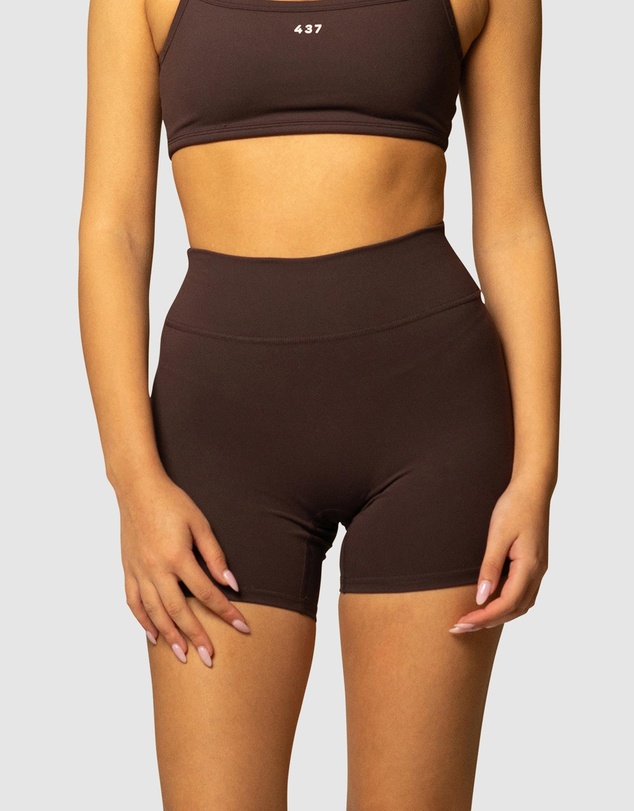 437 - The Essentials Shorts