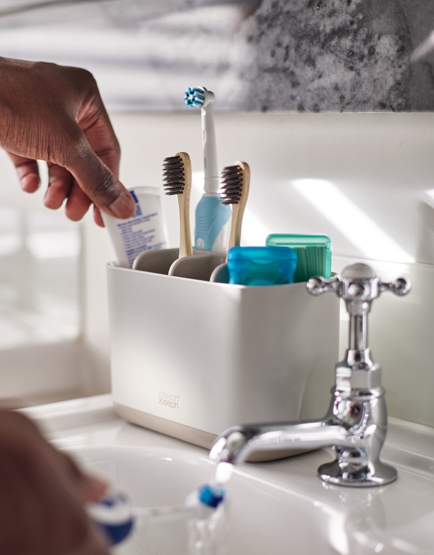 Joseph Joseph - EasyStore™ Large Toothbrush Caddy with Matt Finish (Ecru)
