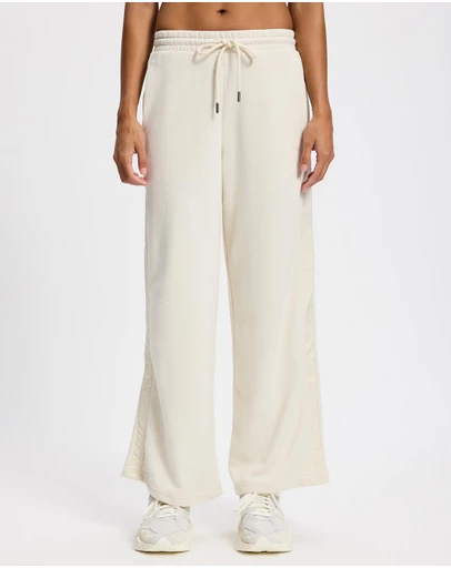 Puma - Her Comfort Wide Leg Pants