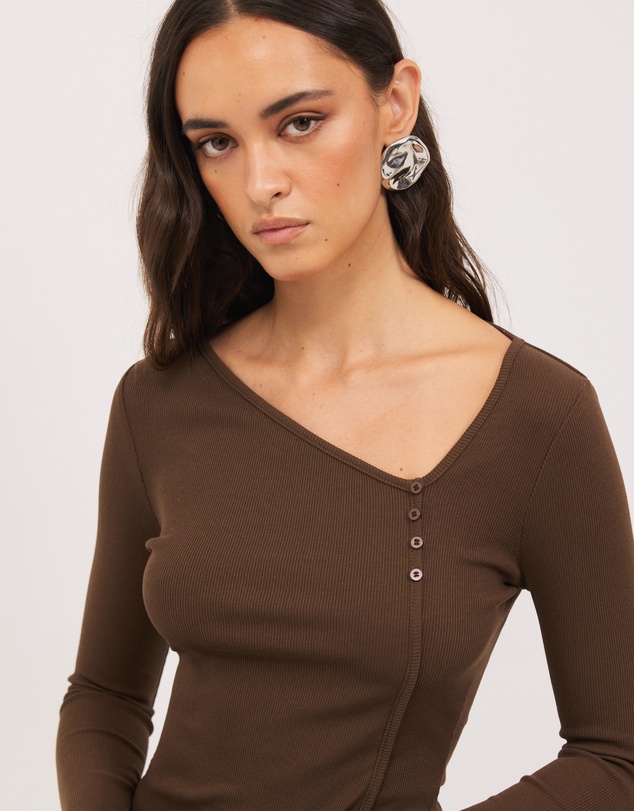 Calli - Logan Cut Out Top