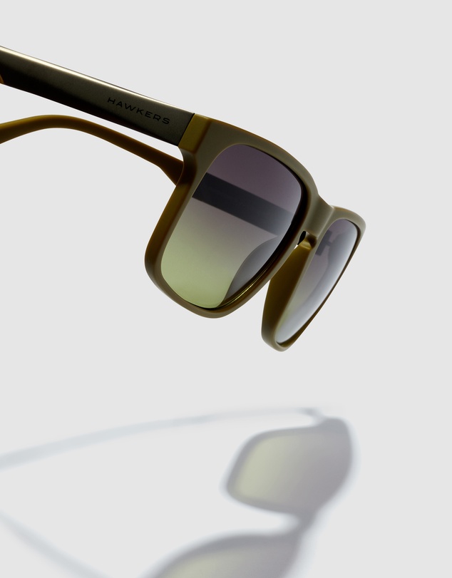Hawkers Co - HAWKERS - Moss PEAK METAL Sunglasses for Men and Women UV400