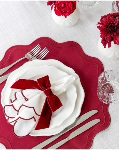 Tablescaped - Burgundy Dreams - Set of 4 Placemats