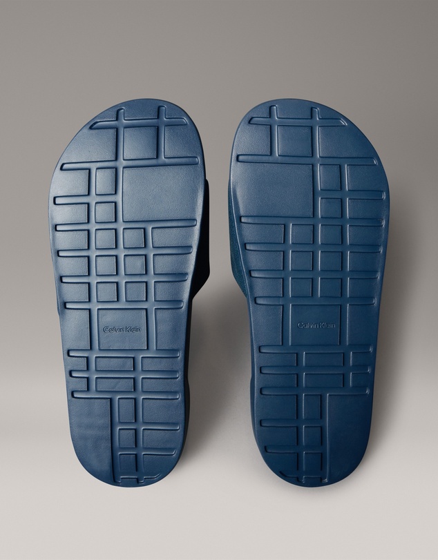 Calvin Klein - Canvas Contoured Logo Sliders