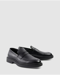 yd. - Nolan Penny Loafer