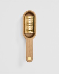 Country Road - Millie Grater