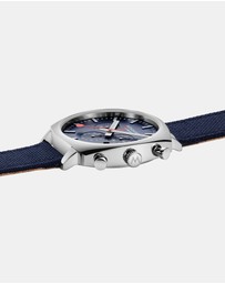 Mondaine - Official Swiss Railways Grand Cushion Deep Ocean Blue Watch Set