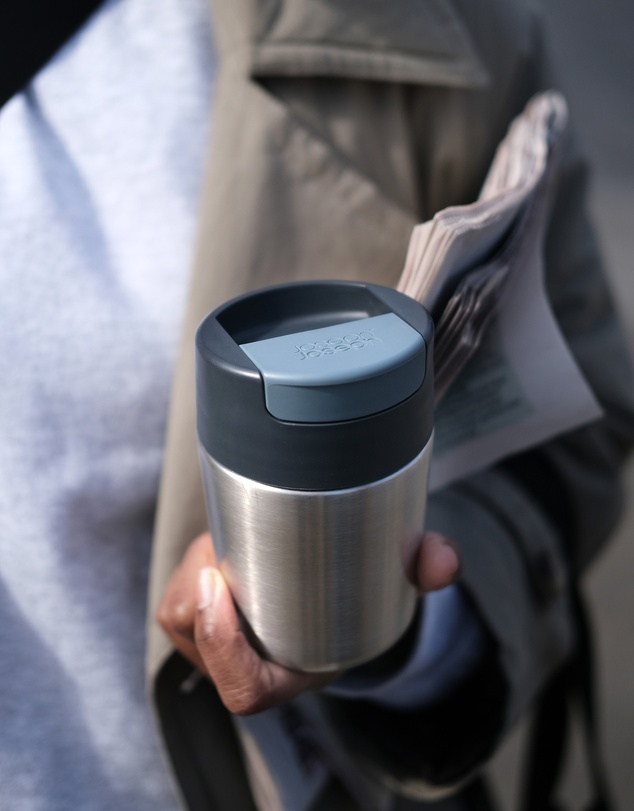 Joseph Joseph - Sipp™ Stainless Steel Travel Mug with Flip-top Cap - 340 mL (12 fl. oz) (Anthracite
