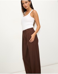 Dazie - Own It Pleated Tailored Pants