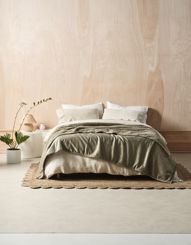 Linen House - Sena Blanket
