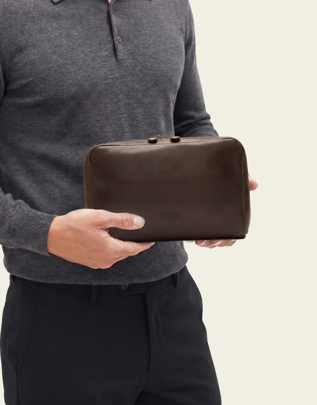 Republic of Florence - Primo Matt Chocolate Toiletry Bag