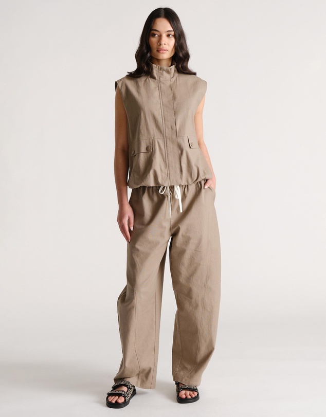 Decjuba - D-Luxe Linen Blend Barrel Pants