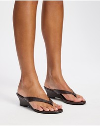 AERE - Leather Wedge Heel Thongs
