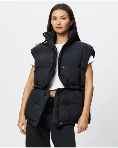 Belle & Bloom - Landslide Zip-Off Puffer Vest - ICONIC EXCLUSIVE