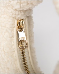 Ozwear Connection Uggs - UGG Momo Shearling Small Bag