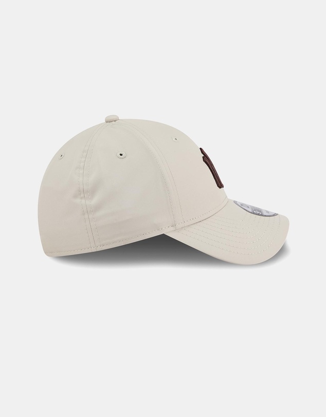 New Era - Earthtone Prolight 9FORTY New York Yankees Cap