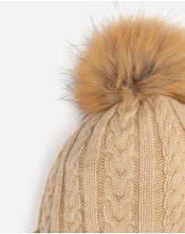 Ozwear Connection Uggs - Ugg Cable Knit Pure Cashmere Beanie With Detachable Pom Pom (Raccoon)