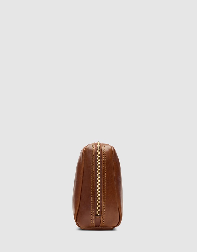 Republic of Florence - Primo Matt Brown Toiletry Bag