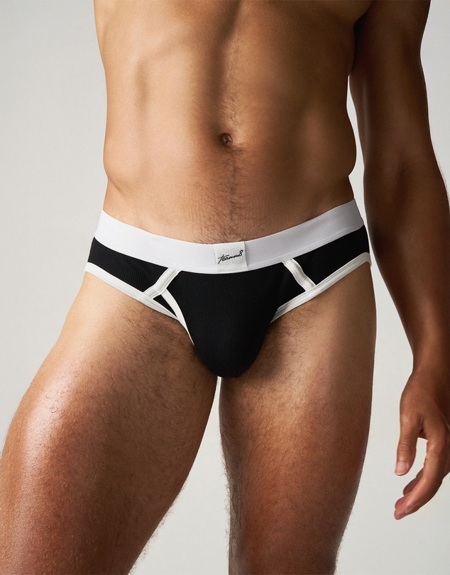 TEAMM8 - M.V.P. Retro Brief