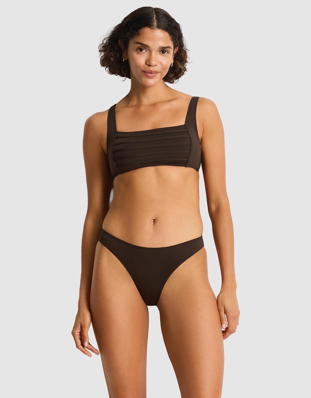 Sea Level Australia - De Luxe Sporty Mid Pants