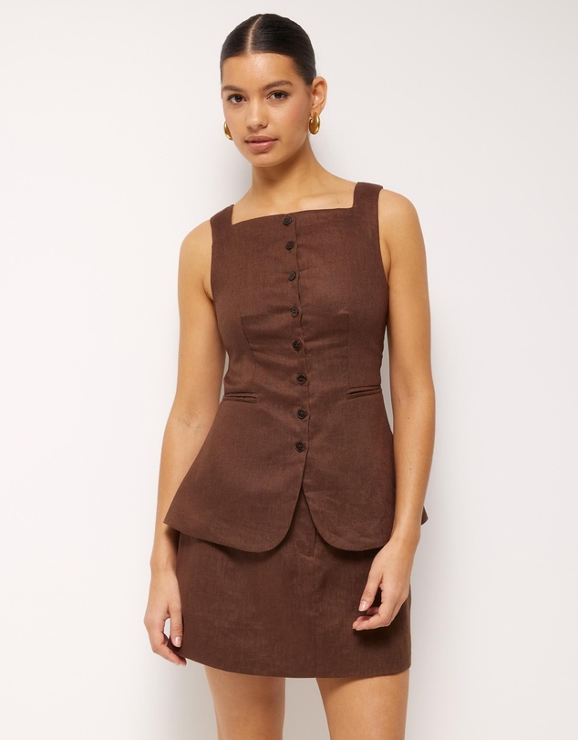 AERE - Straight Neck Vest