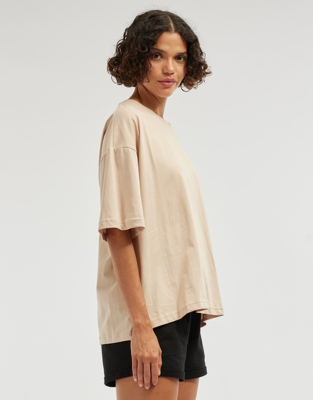 Amelius - Leah Boyfriend Tee