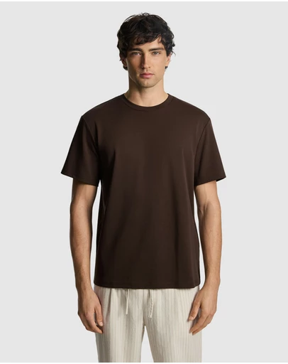 yd. - Lion Relaxed Tee