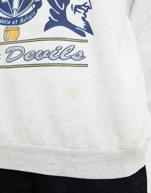 Vintage by The Real Deal - Pre Loved - 90s NCAA Duke Blue Devils Sweatshirt