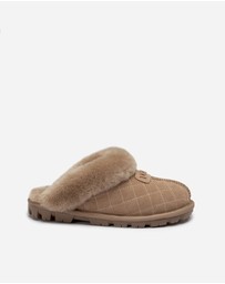 Ozwear Connection Uggs - Ugg Coquette Matelasse Emb Logo Slipper( Detachable Feature)