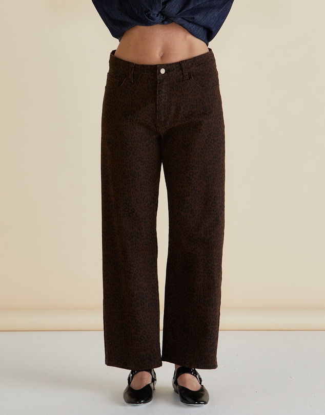 Betty Basics - Steffie Relax Straight Leg Jean